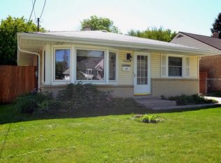 3924 S Iowa Ave, St Francis, WI