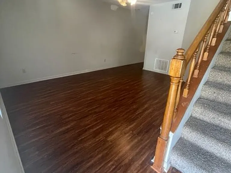Feemster Lake Apartments — Photo 2