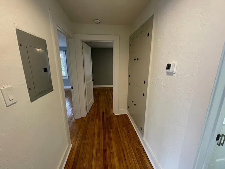720 NE 4th Ave — Photo 6