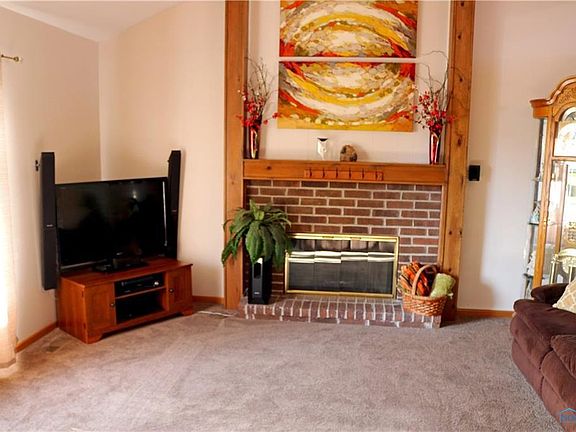 4th image of 9676 Bishopswood Ln