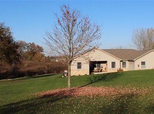653 Yellowstone Dr, Hebron, IN 46341