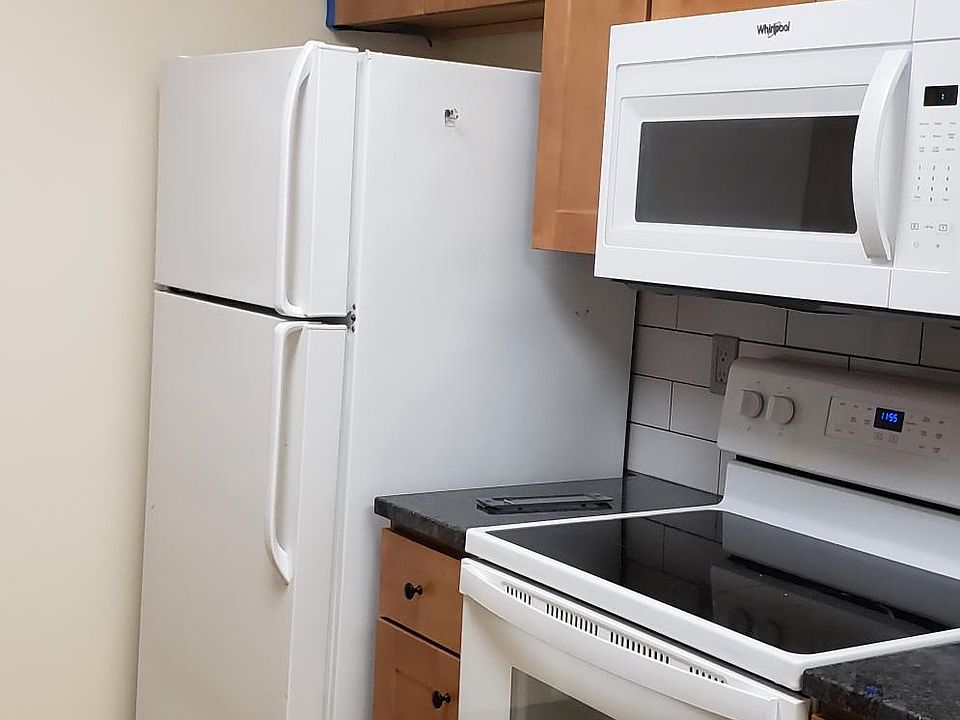 1st image of 1004 Main St #1C