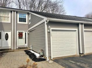 106 Softwind Cir, Baldwinsville, NY 13027