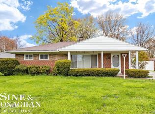 22461 Remick Dr, Clinton Township, MI 48036