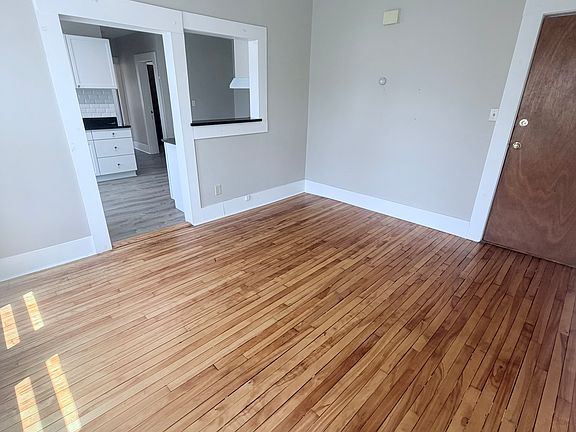 5th image of 38 Birch St #5