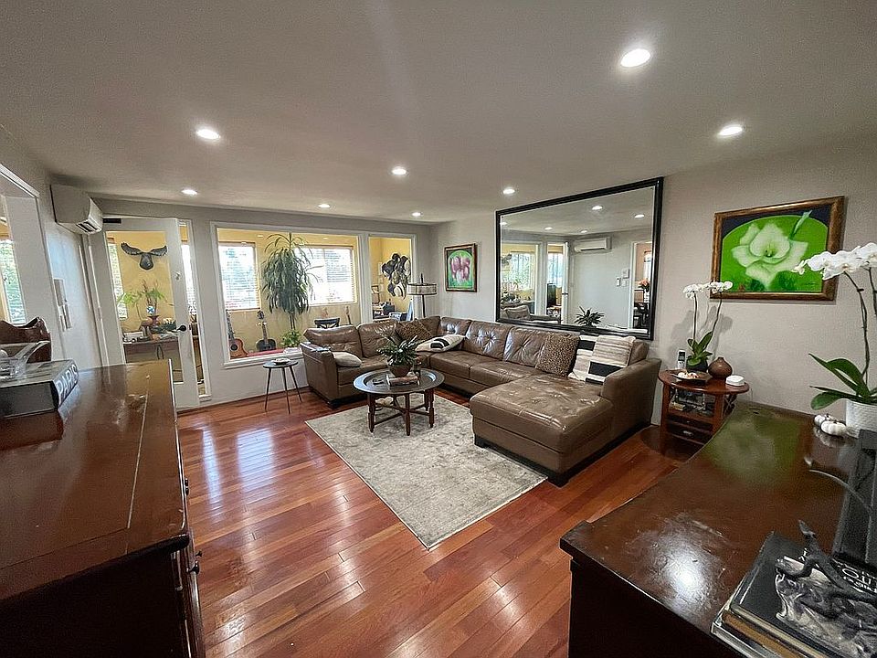 1st image of 10443-10445 Magnolia Blvd
