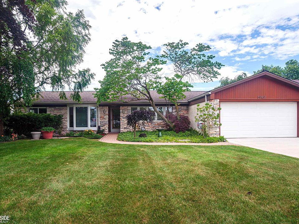 1st image of 39437 W Archer Dr