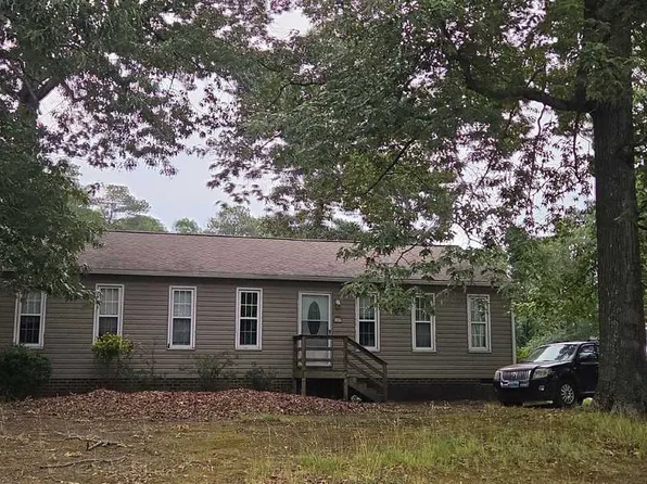 6408 E Banes Ct, Chesterfield, VA 23832