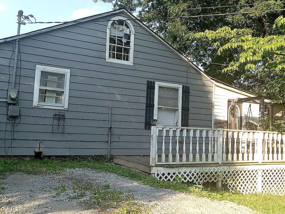 2nd image of 161 Dogwood Ave