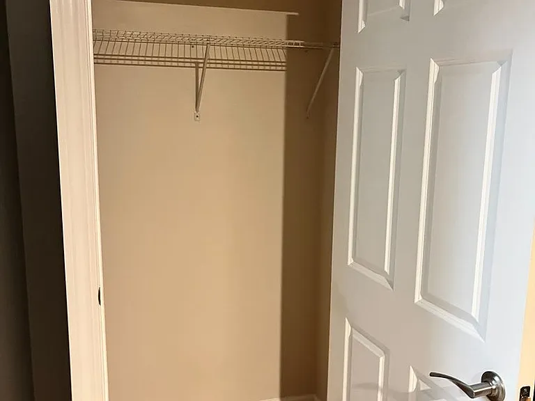 HUGE Downtown Loft 2 Bedrooms, 2 Bathrooms in Syracuse — Photo 15