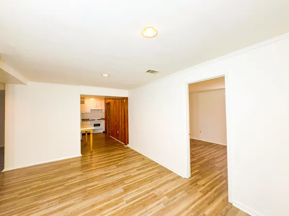 6631 Auburn Ave, Hyattsville, MD