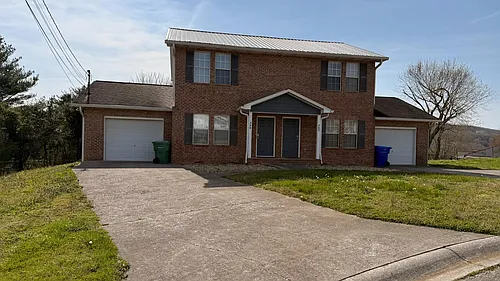 266 Bradford Dr Photo 1