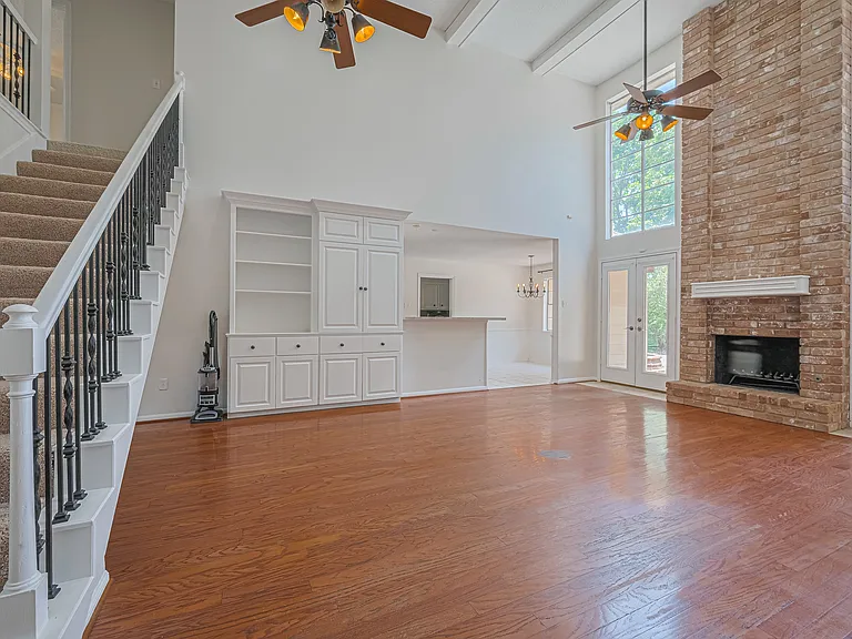 Paradise Valley Dr — Photo 14