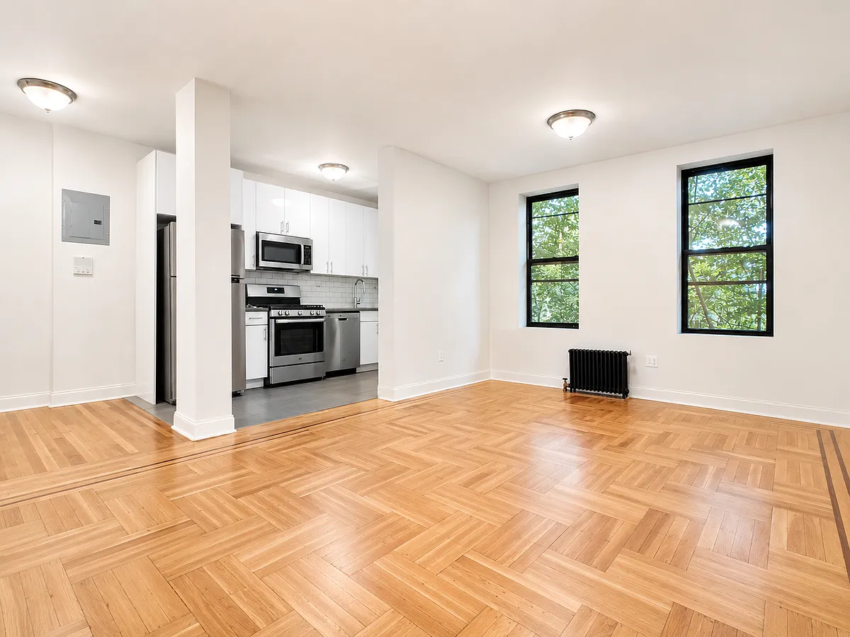 Building Photo - 282 Cabrini Blvd #1H