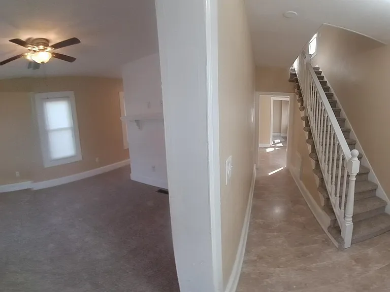 424 Middlesex St — Photo 20