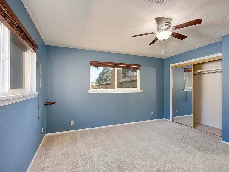 1316 Espejo St NE — Photo 23
