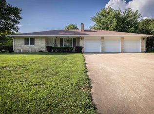 206 E 5th St, Overbrook, KS 66524