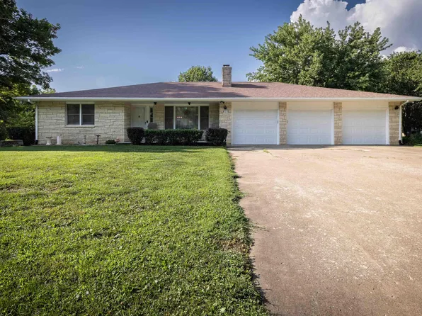 206 E 5th St, Overbrook, KS 66524