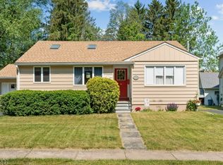 74 Woodside Ave, Newton, NJ 07860