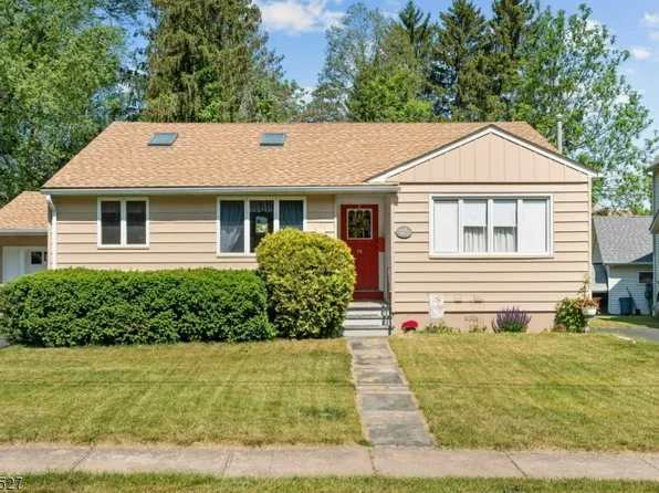 74 Woodside Ave, Newton Town, NJ 07860