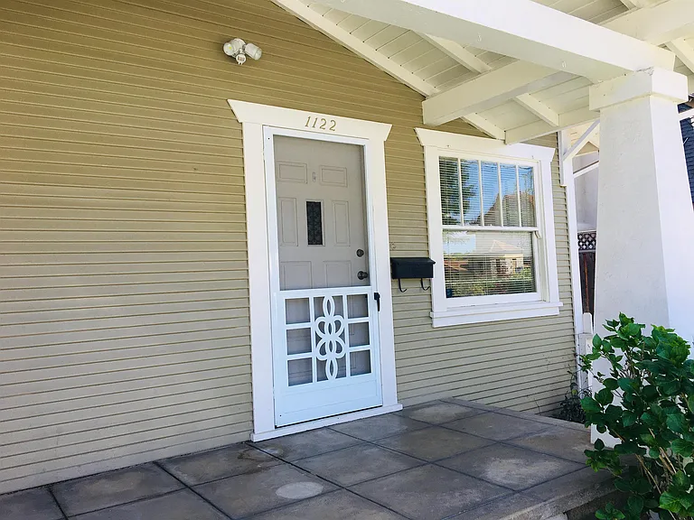 1122 Channing Ave — Photo 6