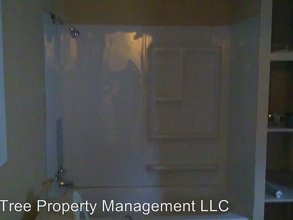 3rd image of 1214 Arbor Ave