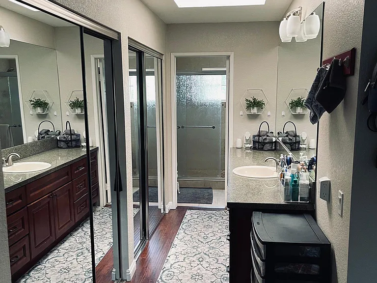1582 Drake Ct — Photo 18