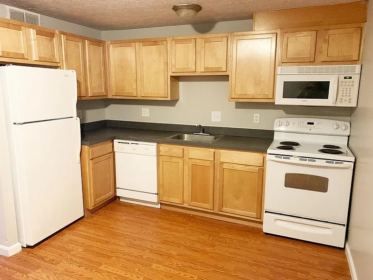 525 Lowell Ave — Photo 46