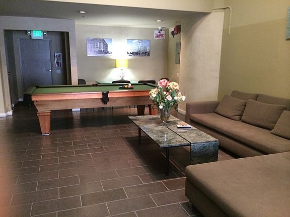2nd image of 308 E 9th St APT 509