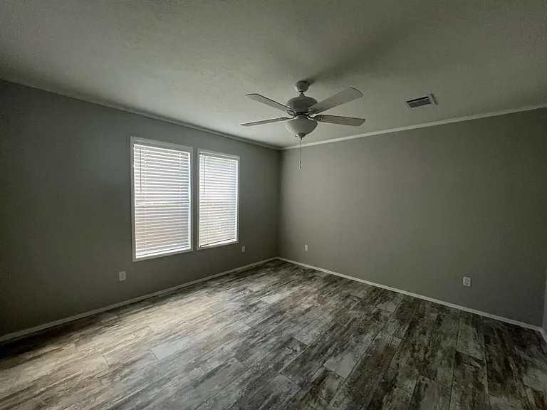 36 Eland Dr #36 — Photo 5
