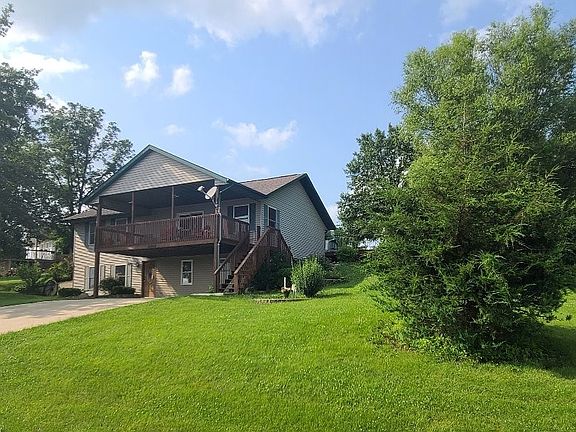 5th image of 10562 Wildflower Dr