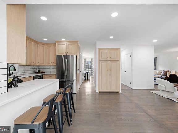 5th image of 7202 Sampal Pl