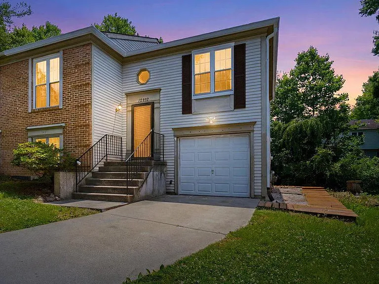10598 Reeds Landing Cir — Photo 4