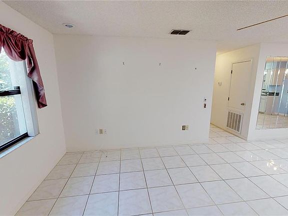 4th image of 5918 N Fork Ct