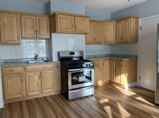11 1/2 Glenwood Ave #2, Cambridge, MA 02139
