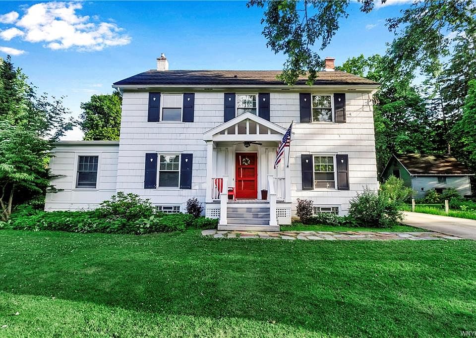 1st image of 479 Girard Ave