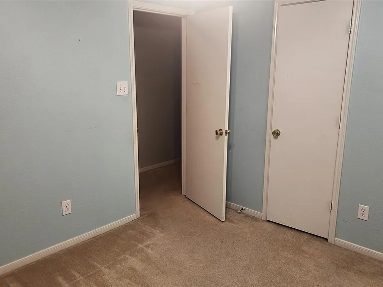 12214 Carriage Oak Cir — Photo 25