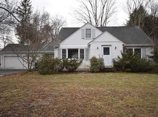 104 Manchonis Rd, Wilbraham, MA 01095