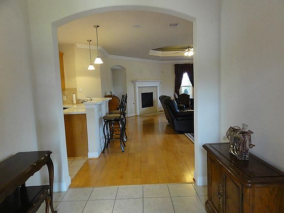 3rd image of 705 Cortona Ct