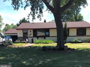 202 Ann Ln, Warminster, PA