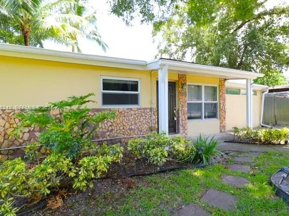 5720 Simms St, Hollywood, FL 33021
