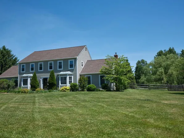 3155 Antler Dr, Doylestown, PA 18902