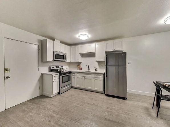 1722 27th Ave APT 17