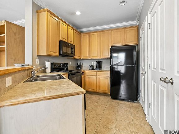 3rd image of 4000 Lake Beau Pre Blvd APT 86