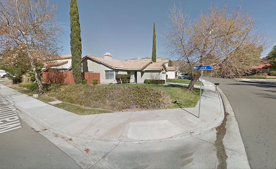 2nd image of 10910 Village Rd