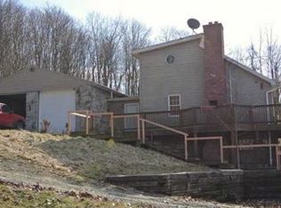 196 Sprowls Rd, Bentleyville, PA 15314