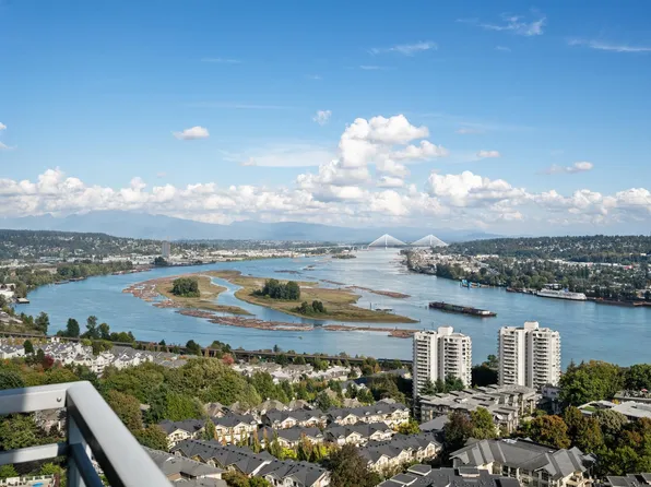280 Ross Dr #2603, New Westminster, BC V3L 0C2