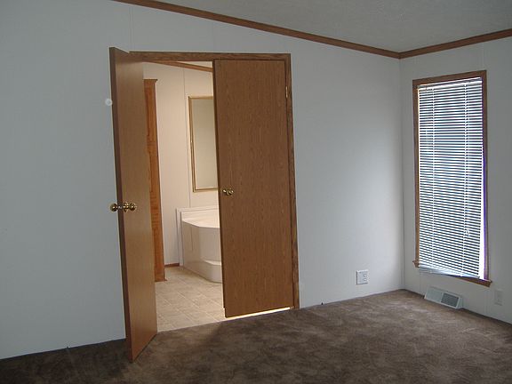5th image of 3565 Emerald Park #Lot 67