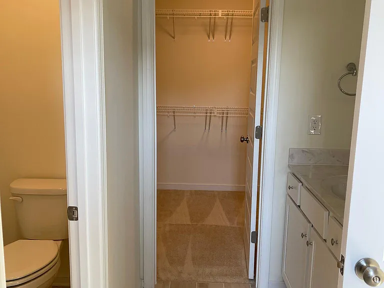3047 Farmstead Mill Dr — Photo 10