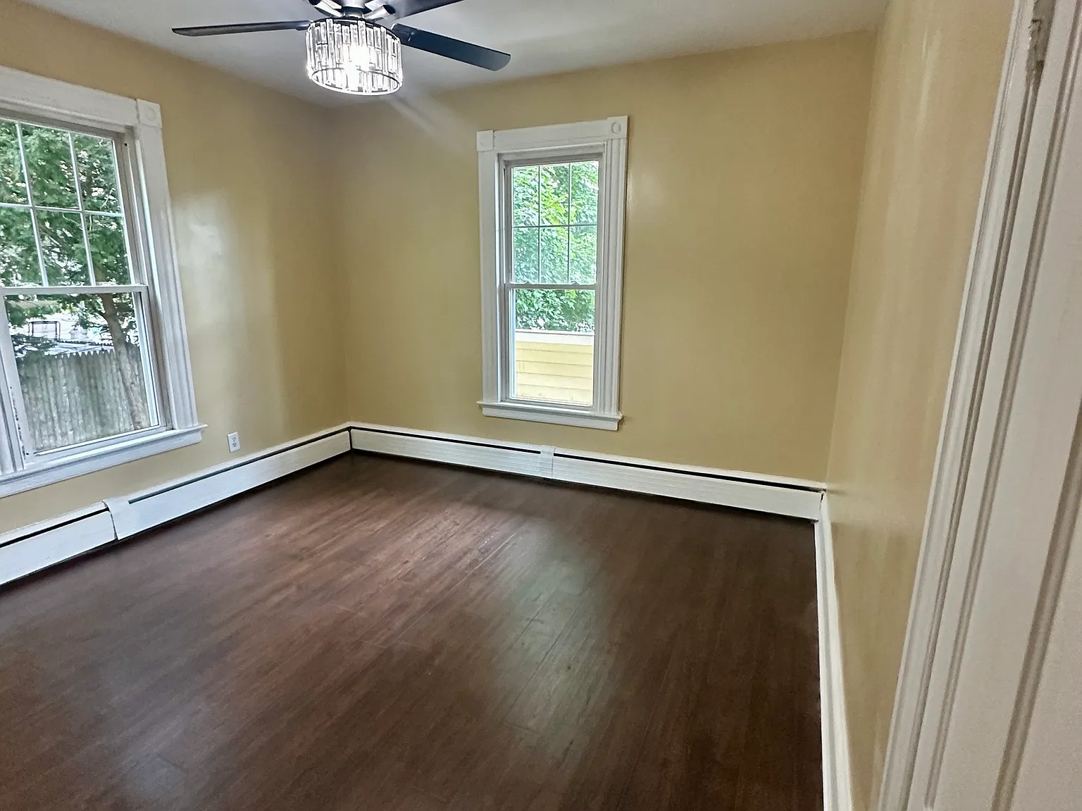 2 bed, 1.0 bath, 1128 sqft, $2,300 — Photo 4